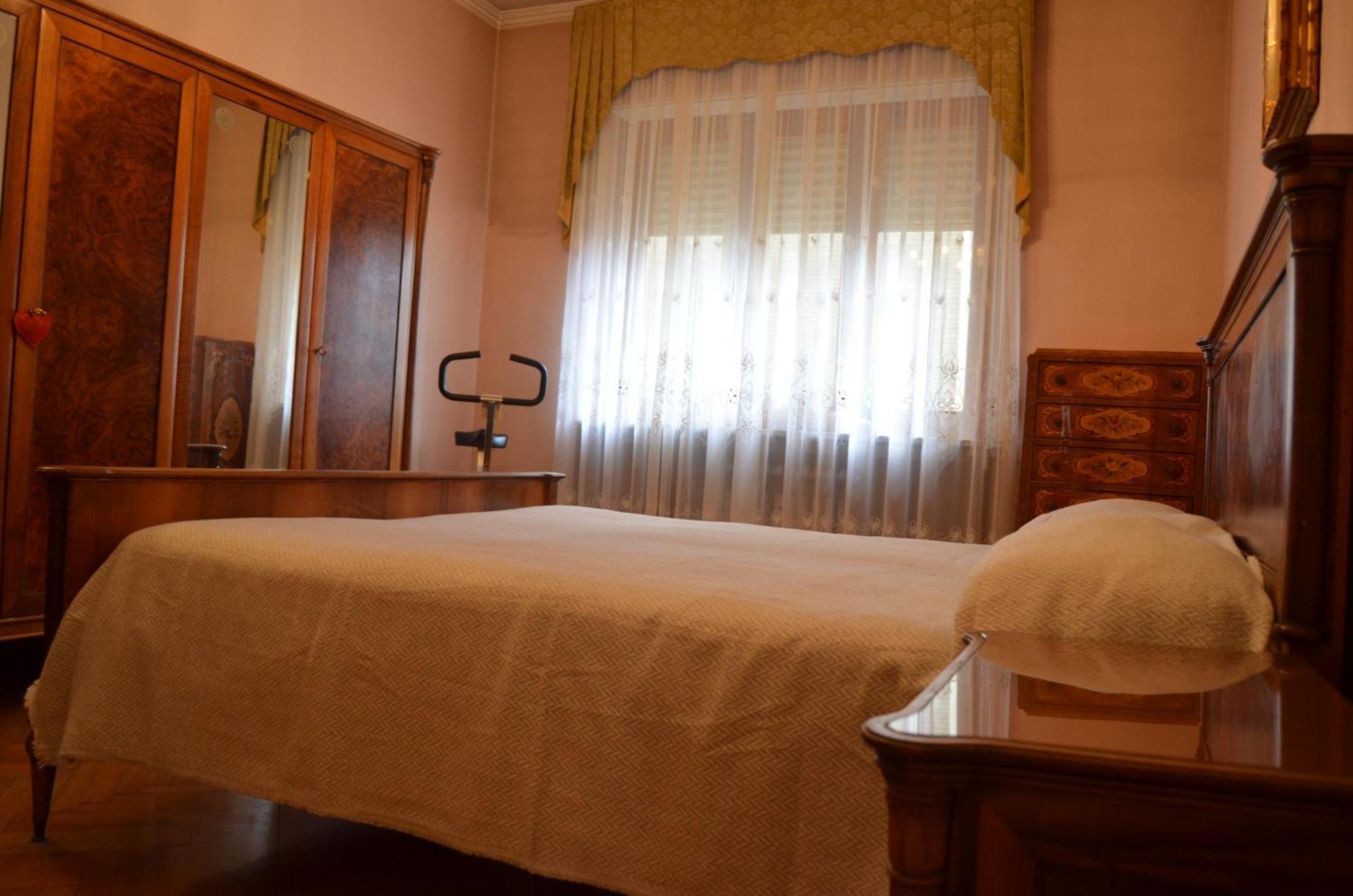 Apartamento Eleganza Vicino Al Centro Di Torino Exterior foto